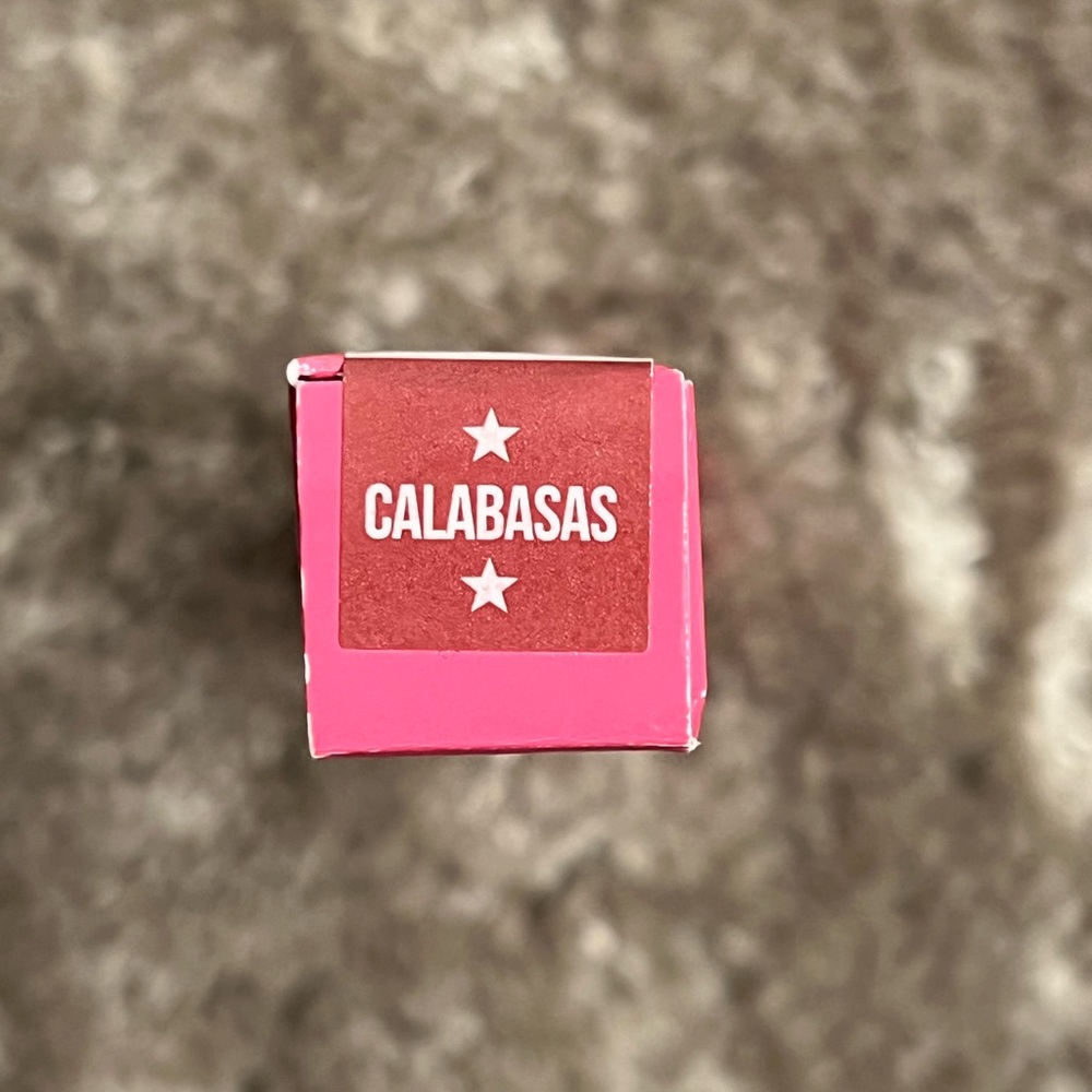 Jeffree Star lip liner- Calabasas